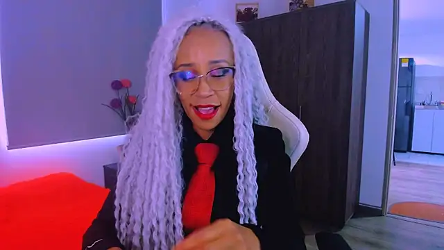 ScarlettMalbec online show from July 2026 09:23:01 PM