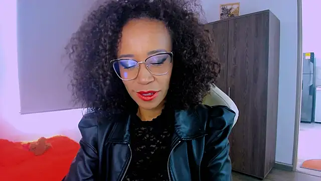 ScarlettMalbec online show from June 2026 08:30:01 PM