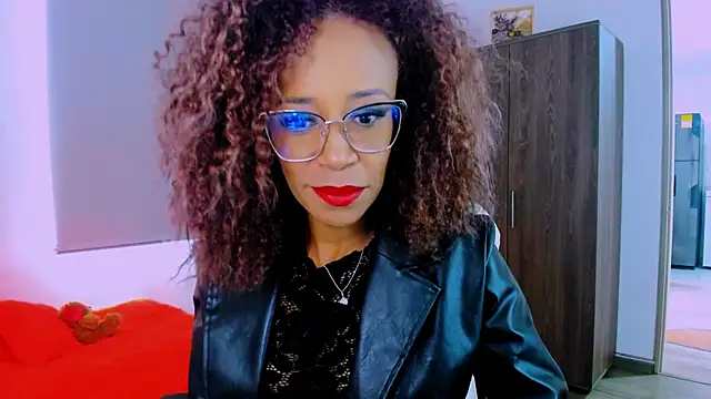 ScarlettMalbec online show from June 2026 08:25:02 PM