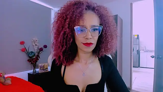 ScarlettMalbec online show from April 2026 09:09:02 PM