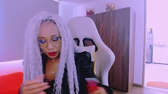 ScarlettMalbec online show from July 2026 07:58:01 PM
