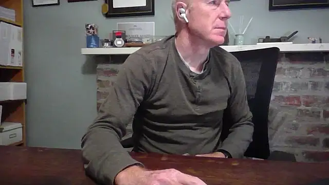 Snapshot of jiggy77777 chatting on January 2025 10:19:01 PM jiggy77777 online show from January 2025 10:19:01 PM