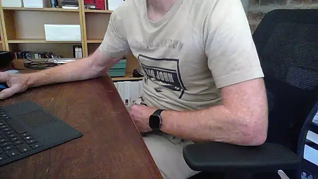 Snapshot of jiggy77777 chatting on February 2025 05:22:01 AM jiggy77777 online show from February 2025 05:22:01 AM