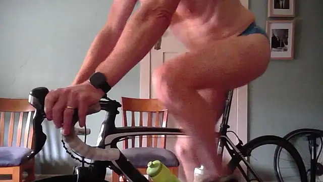 Snapshot of jiggy77777 chatting on December 2024 11:17:02 PM jiggy77777 online show from December 2024 11:17:02 PM