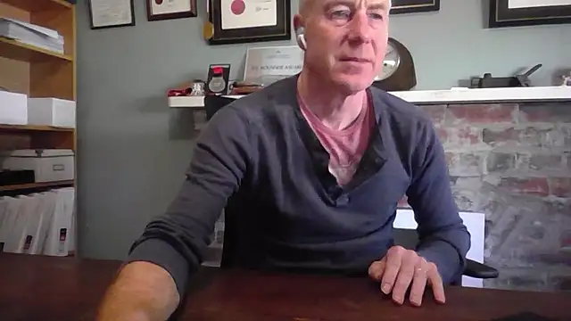 Snapshot of jiggy77777 chatting on December 2024 10:45:02 PM jiggy77777 online show from December 2024 10:45:02 PM