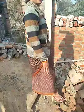 COUPLLE VILLAGE online show from February 2026 03:46:01 AM