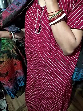 COUPLLE VILLAGE online show from November 2025 06:17:01 AM