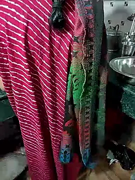 COUPLLE VILLAGE online show from November 2025 03:10:02 AM