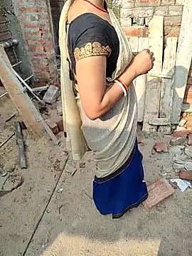 COUPLLE VILLAGE online show from February 2026 03:30:02 AM