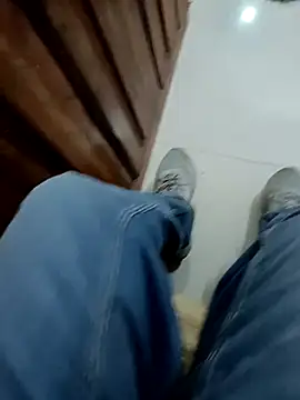 COUPLLE VILLAGE online show from December 2025 02:45:02 AM