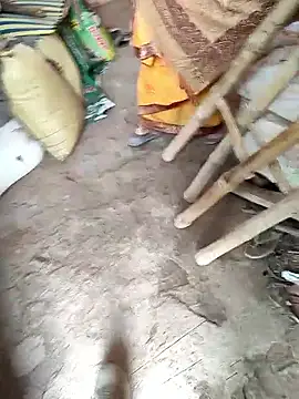 COUPLLE VILLAGE online show from January 2026 03:43:02 AM