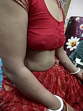 COUPLLE VILLAGE online show from February 2026 04:17:02 PM