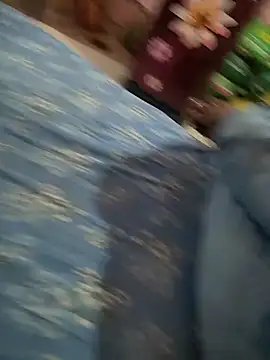 COUPLLE VILLAGE online show from November 2025 02:45:02 AM