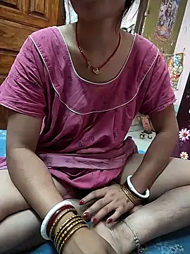 COUPLLE VILLAGE online show from April 2026 02:03:02 AM