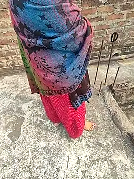 COUPLLE VILLAGE online show from November 2025 03:27:02 AM