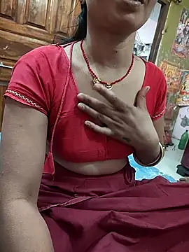 COUPLLE VILLAGE online show from April 2026 03:43:02 AM