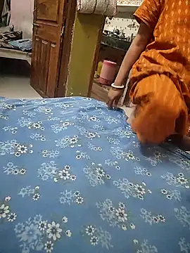 COUPLLE VILLAGE online show from April 2026 01:54:02 AM