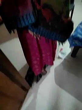 Snapshot of COUPLLE_VILLAGE chatting on February 2025 01:13:02 AM COUPLLE VILLAGE online show from February 2025 01:13:02 AM