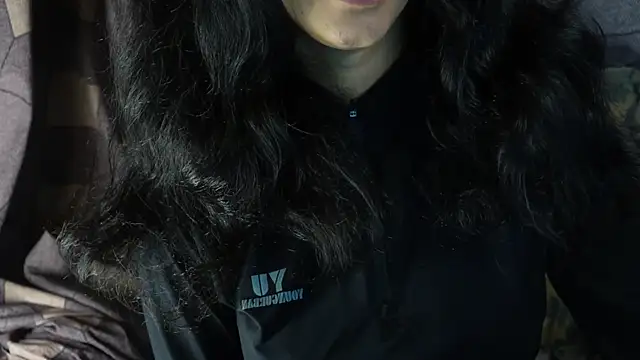 -AyeshaSinghania- online show from September 2025 08:41:01 AM