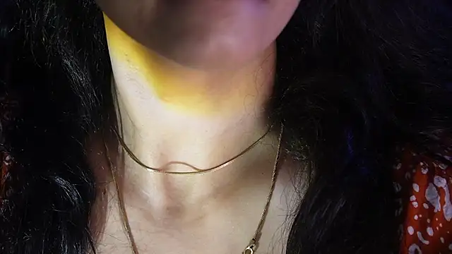 Snapshot of -AyeshaSinghania- chatting on April 2026 08:19:01 AM -AyeshaSinghania- online show from April 2026 08:19:01 AM