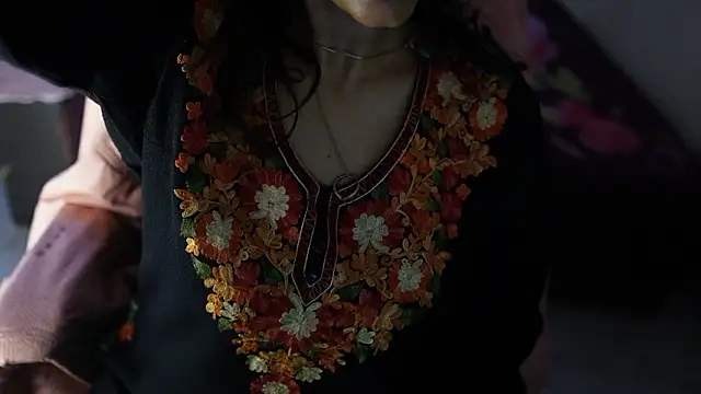 -AyeshaSinghania- online show from February 2026 06:43:02 AM