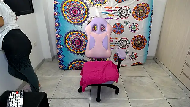 daleska ayala 1 online show from January 2026 04:00:02 PM