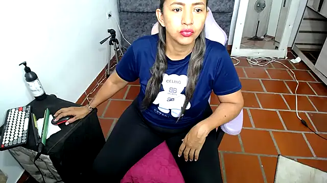 daleska ayala 1 online show from March 2026 07:47:01 PM