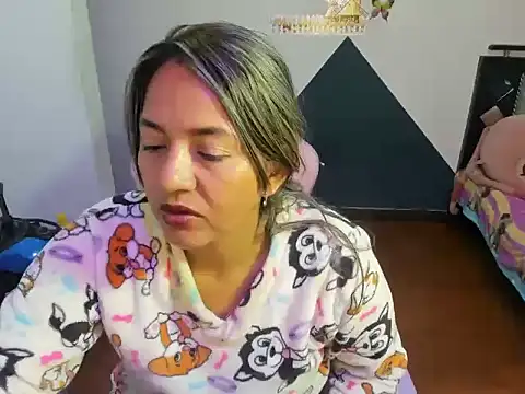 daleska ayala 1 online show from October 2025 05:30:01 AM