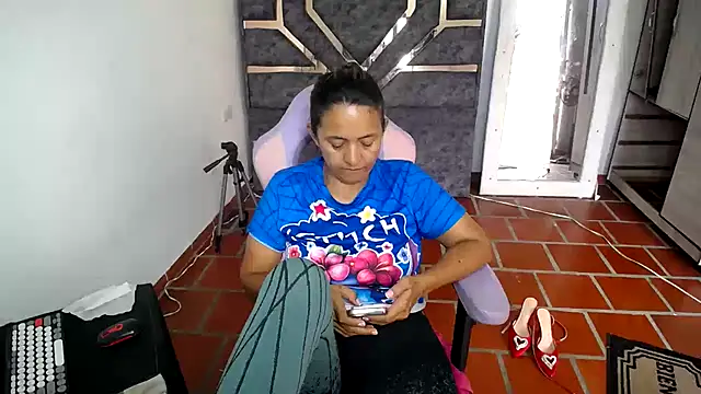 daleska ayala 1 online show from March 2026 07:05:02 PM