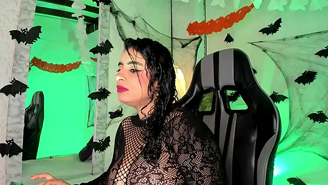 Alizon 1 online show from October 2025 08:55:01 PM