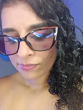 Snapshot of Alizon_1 chatting on June 2026 06:24:01 PM Alizon 1 online show from June 2026 06:24:01 PM