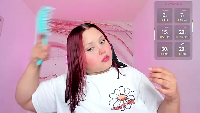 Snapshot of YuliCardona_ chatting on November 2025 02:17:02 PM YuliCardona online show from November 2025 02:17:02 PM