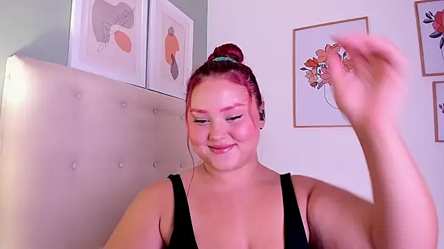YuliCardona  online show from March 2025 08:43:02 PM