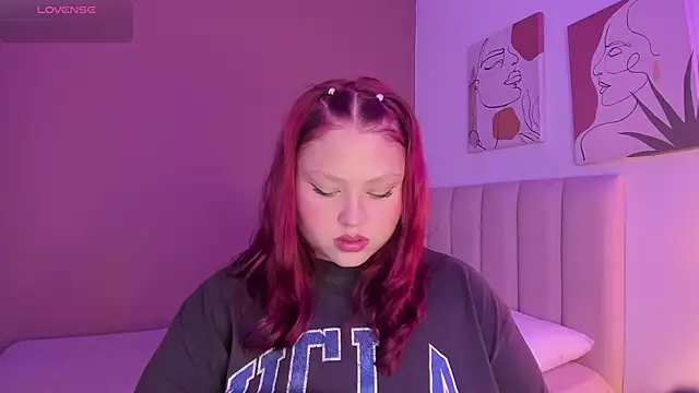 YuliCardona  online show from October 2025 09:04:02 PM