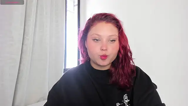 YuliCardona  online show from September 2025 02:11:02 PM