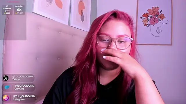 YuliCardona  online show from March 2025 05:01:01 PM
