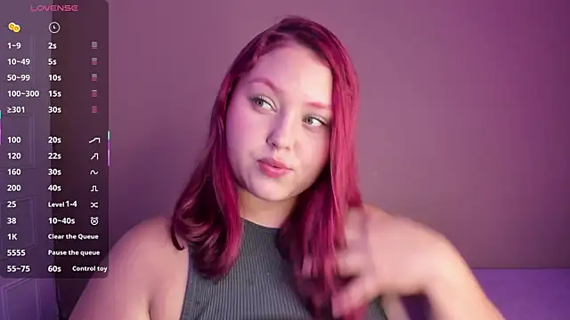 YuliCardona  online show from October 2025 07:48:02 PM