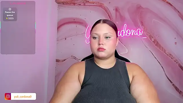 YuliCardona  online show from January 2026 02:33:01 PM