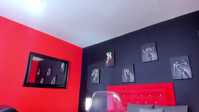 Thiagogomez online show from October 2025 12:28:02 PM