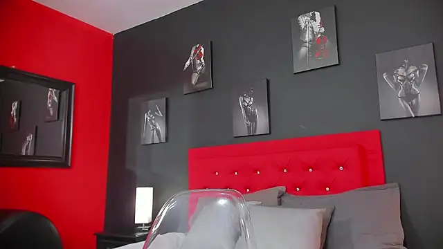Thiagogomez online show from February 2025 12:27:01 PM