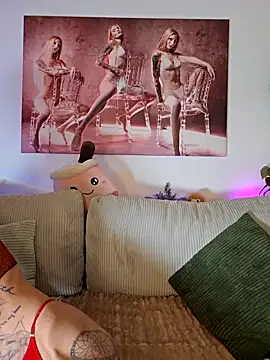 LessiaMia online show from March 2026 08:44:02 PM