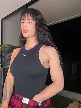 Helenbronwx online show from January 2025 12:16:02 AM