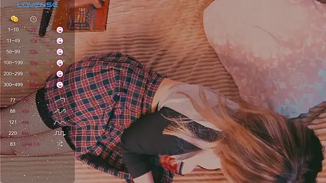 Snapshot of yoursugarbabe chatting on December 2024 06:01:01 AM yoursugarbabe online show from December 2024 06:01:01 AM