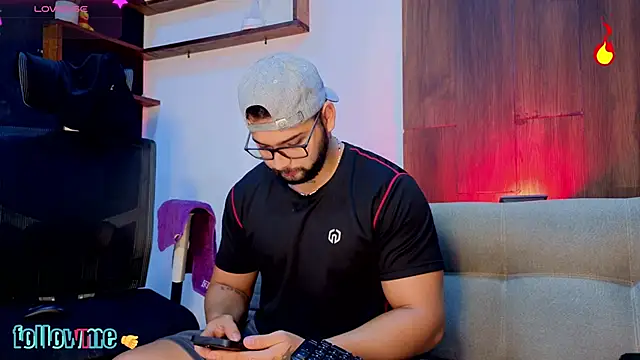 Andrew Brown online show from November 2025 02:17:01 PM