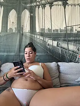 Snapshot of Bigbuttbrooklynn chatting on March 2026 07:08:01 PM Bigbuttbrooklynn online show from March 2026 07:08:01 PM