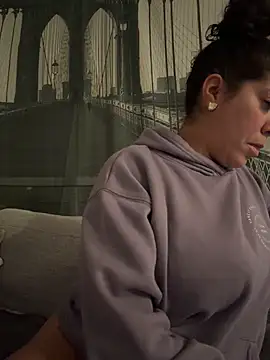 Snapshot of Bigbuttbrooklynn chatting on April 2026 06:04:01 AM Bigbuttbrooklynn online show from April 2026 06:04:01 AM