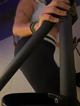 Snapshot of Bigbuttbrooklynn chatting on February 2026 04:04:01 PM Bigbuttbrooklynn online show from February 2026 04:04:01 PM