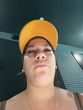 Snapshot of Bigbuttbrooklynn chatting on April 2026 04:24:02 PM Bigbuttbrooklynn online show from April 2026 04:24:02 PM