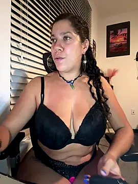 Bigbuttbrooklynn online show from November 2025 05:01:01 AM