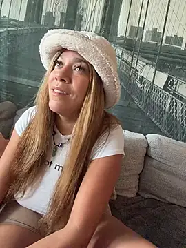 Snapshot of Bigbuttbrooklynn chatting on February 2026 06:04:01 PM Bigbuttbrooklynn online show from February 2026 06:04:01 PM